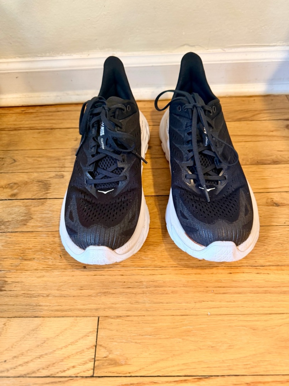 Hoka Clifton Edge (Men’s Size 10) USED - Picture 4 of 5